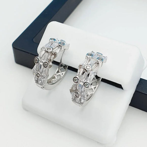 "925 Sterling Silver Cubic Zircon Earrings, UU1P7A7020 - Picture 2 of 9
